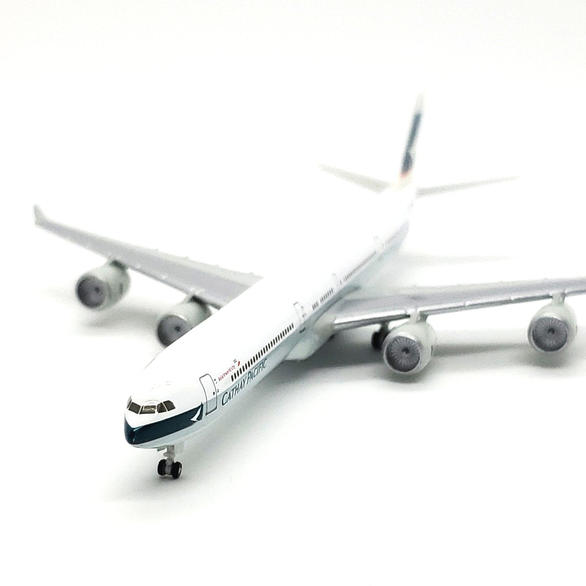 1/500キャセイパシフィック航空A340-600（B-HQC） – Pilot Shop Hong