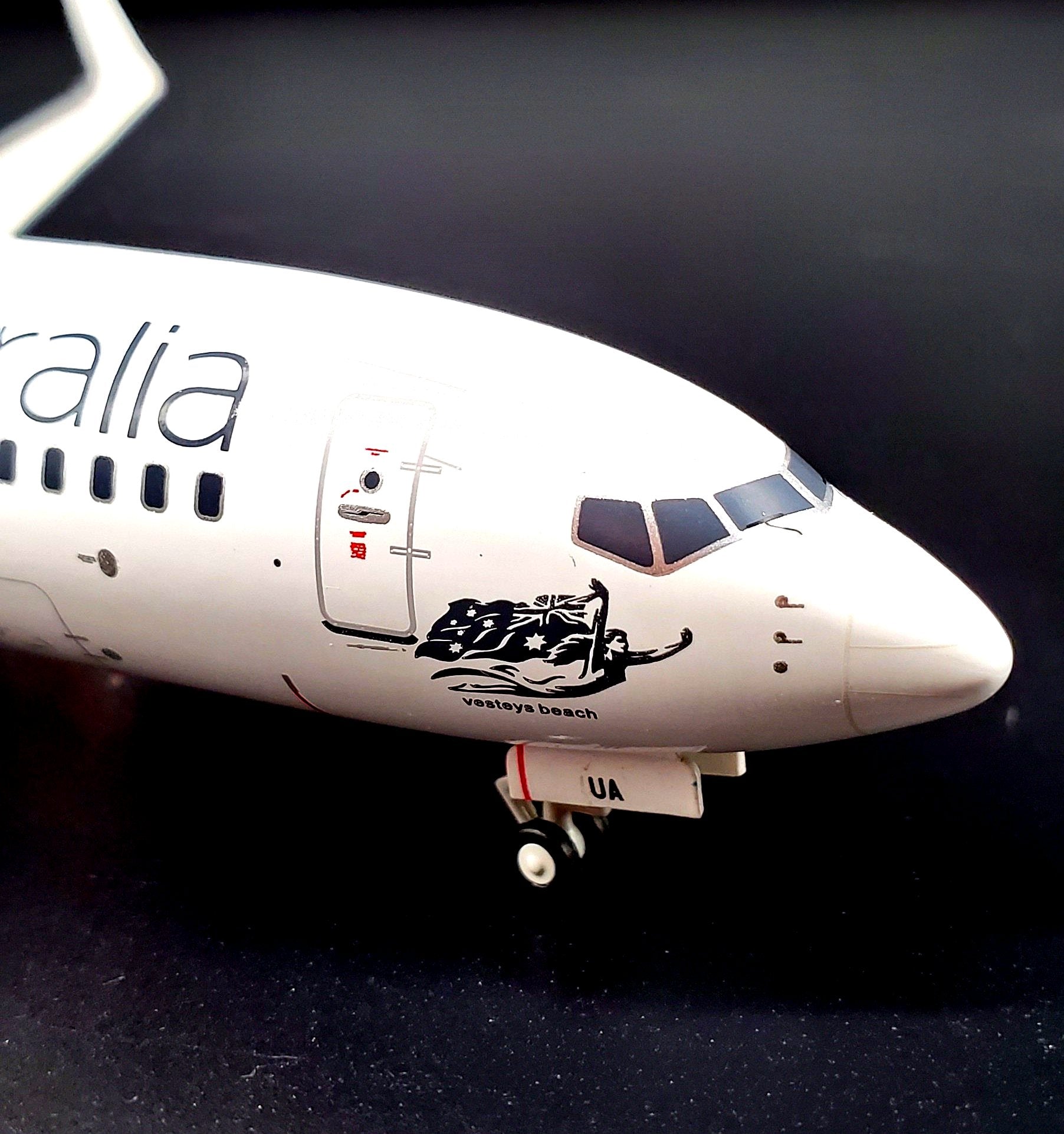 1/200 Virgin Australia Boeing 737-800 (VH-YUA) – Pilot Shop Hong