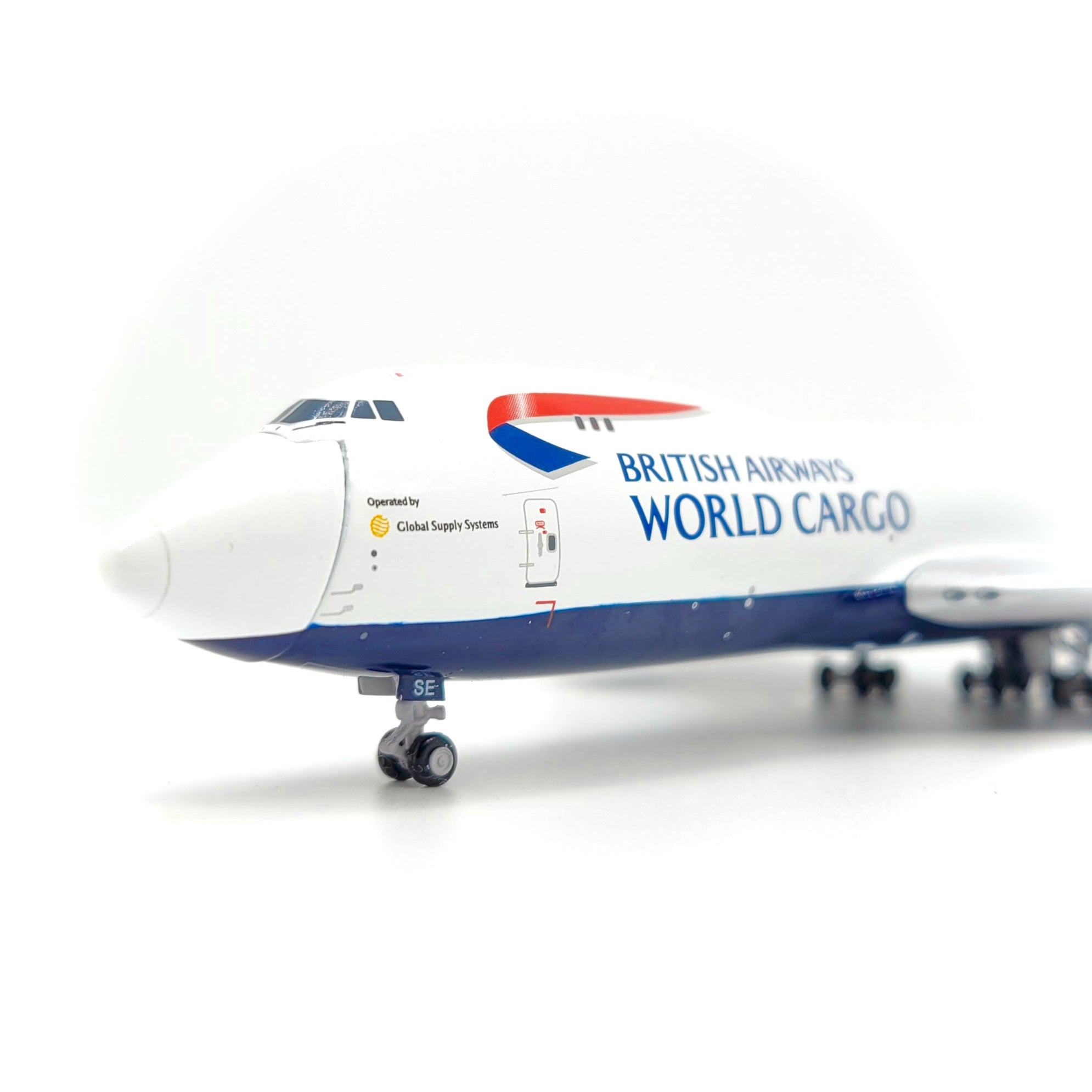 1/400 British Airways World Cargo Boeing 747-8F Interactive Series